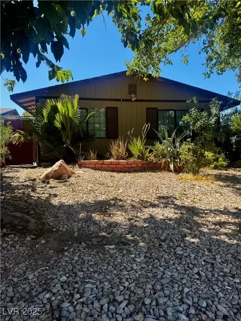 4213 Greenhill Dr, Las Vegas, NV 89121