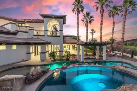 9252 Tournament Canyon Dr, Las Vegas, NV 89144