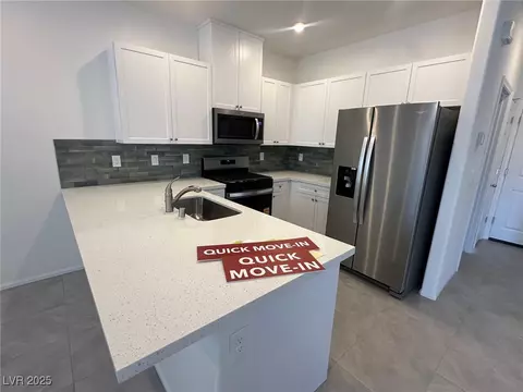 1179 Heliodor Ave, Henderson, NV 89011