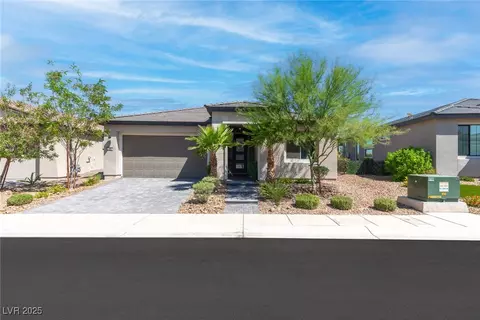 18 Sun Mirage Ave, Henderson, NV 89011