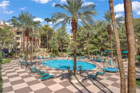 270 E Flamingo Rd #326, Las Vegas, NV 89169