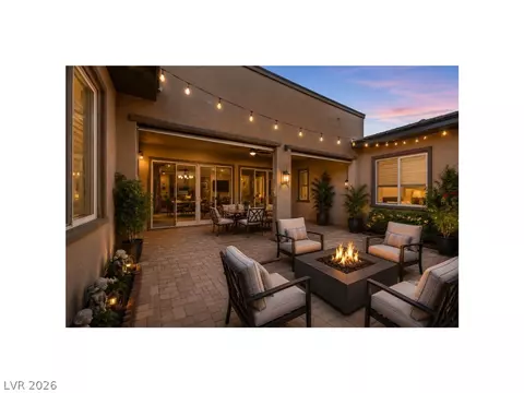 6722 Desert Crimson St, Las Vegas, NV 89148