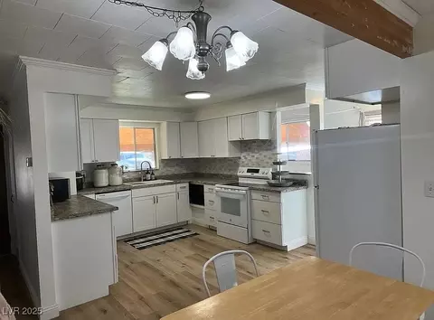 Kitchen - 229 S 1st St, Other, NV 89317 photo 2 of 4