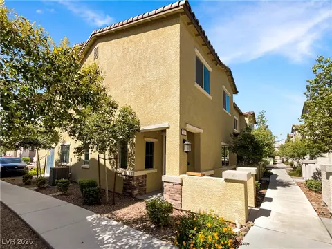 806 Clouded Valley Ave, North Las Vegas, NV 89086