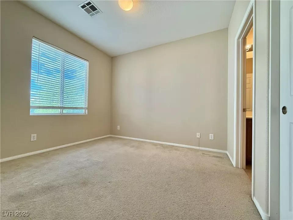 Bedroom - 8125 Lake Geneva Ct, Las Vegas, NV 89113 photo 4 of 5