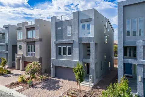 8044 Carpenter Creek Ave, Las Vegas, NV 89113
