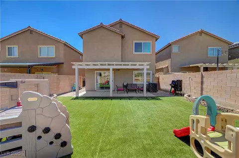 3824 Hollycroft Dr, North Las Vegas, NV 89081