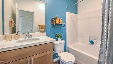 Bath - 569 Ruby Robin Ave #LOT 741, Henderson, NV 89011 photo 1 of 2