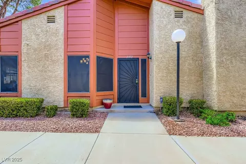 2352 Pickwick Dr, Henderson, NV 89014