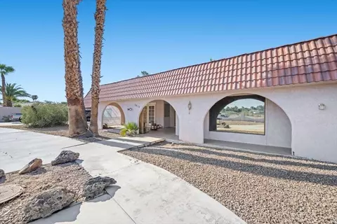 2880 Casey Dr, Las Vegas, NV 89120