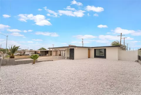4626 Sacks Dr, Las Vegas, NV 89122