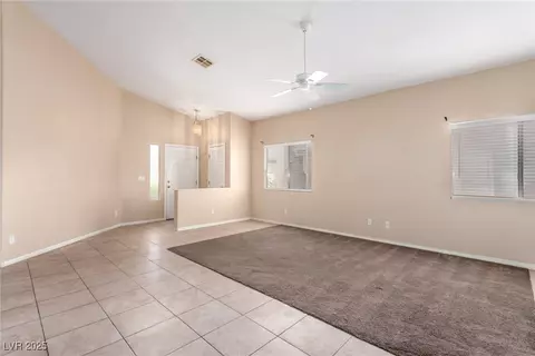 8233 Valley Stream Ave, Las Vegas, NV 89131