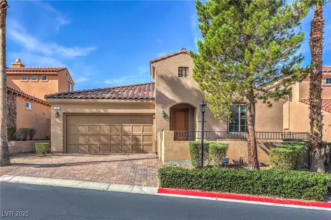 37 Avenza Dr, Henderson, NV 89011