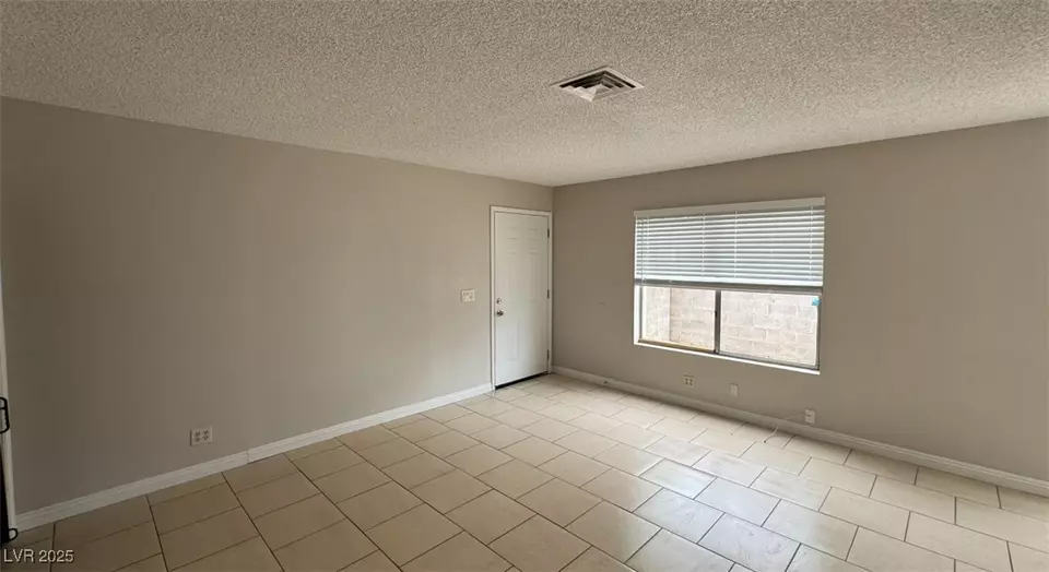 Living - 4754 Willow Crest Ave, Las Vegas, NV 89147 photo 2 of 2