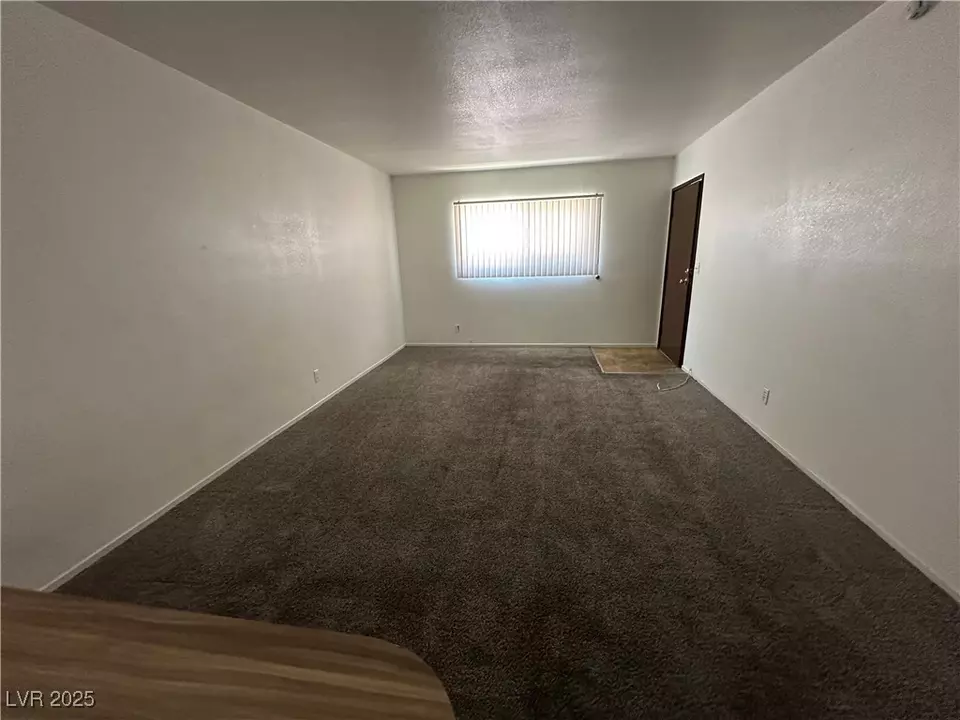Living - 828 Held Rd, Las Vegas, NV 89101 photo 3 of 4