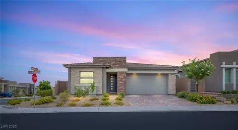 912 Calluna Hills Ln, Las Vegas, NV 89138