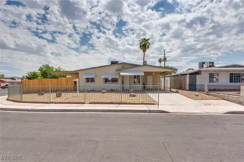 600 Berry Cir, Las Vegas, NV 89107