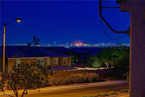 6542 Grand Concourse St, Las Vegas, NV 89166