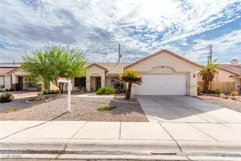 2904 Glen Aulin St, Las Vegas, NV 89108