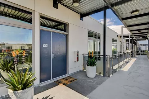 8925 W Flamingo Rd #306, Las Vegas, NV 89147