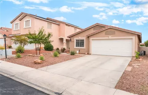 8832 Spinning Wheel Ave, Las Vegas, NV 89143