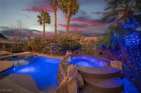 340 Autumn Palace Ct, Las Vegas, NV 89144