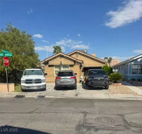 4691 Hutchinson Dr, Las Vegas, NV 89147