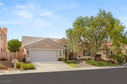 64 Chateau Whistler Ct, Las Vegas, NV 89148