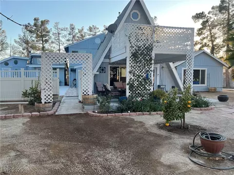 6171 Whispering Sands Dr, Las Vegas, NV 89131