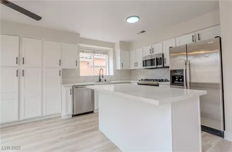 8379 Drop Camp St, Las Vegas, NV 89123
