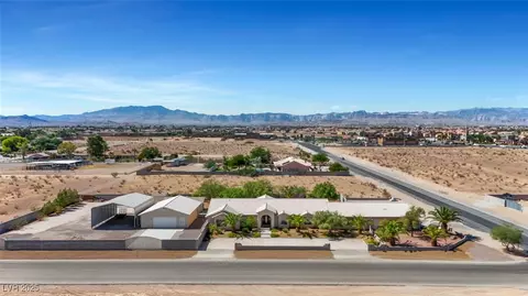 8525 Hinson St, Las Vegas, NV 89139