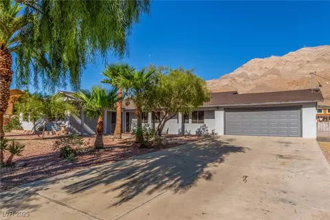 738 Rossmore Dr, Las Vegas, NV 89110