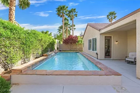 2132 Twin Falls Dr, Henderson, NV 89044
