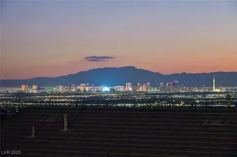 2050 N Los Feliz St #162, Las Vegas, NV 89156