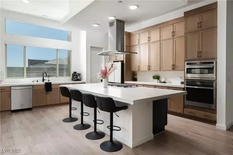 9942 Egan Valley St, Las Vegas, NV 89166