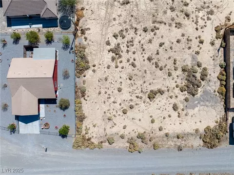 6620 Geneva Ct, Pahrump, NV 89060