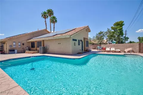1708 Kiwi Ln, Las Vegas, NV 89123