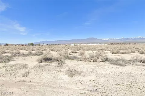 1030 E Highland Ave, Pahrump, NV 89048