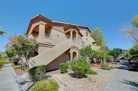 5750 E Hacienda Ave #203, Las Vegas, NV 89122
