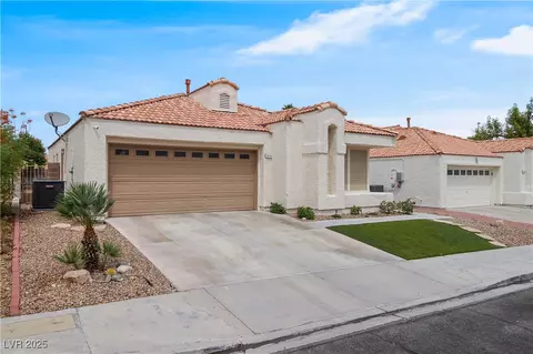 8216 Dolphin Bay Ct, Las Vegas, NV 89128