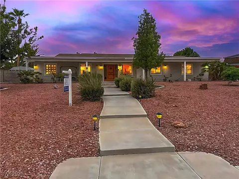 2251 Bluegrass Ln, Las Vegas, NV 89123