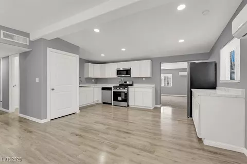 1659 Palma Vista Ave, Las Vegas, NV 89169