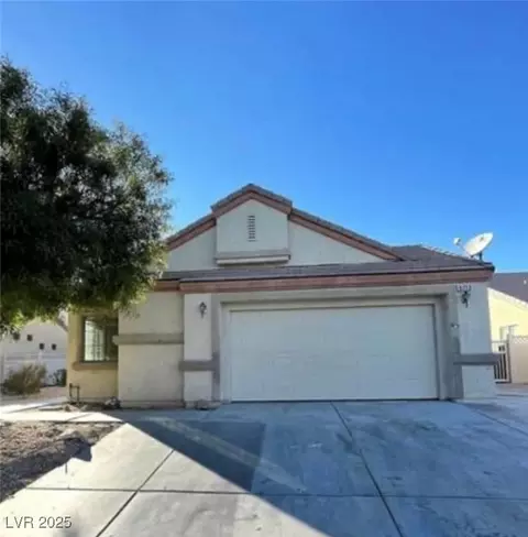 5713 Lawrence St, North Las Vegas, NV 89081