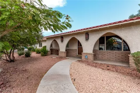 4324 E Saint Louis Ave, Las Vegas, NV 89104