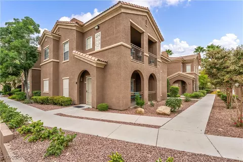 3855 Wiggins Bay St #103, Las Vegas, NV 89129