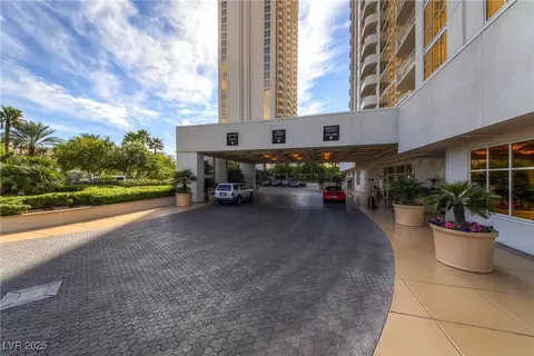 135 E Harmon Ave #2320, Las Vegas, NV 89109
