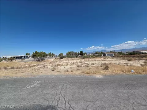 1770 Heritage Dr, Pahrump, NV 89048