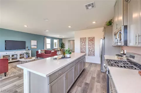 Kitchen - 564 Ruby Robin Ave #LOT 710, Henderson, NV 89011 photo 3 of 4