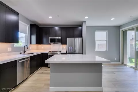 649 Tranquil Jade St, Las Vegas, NV 89138