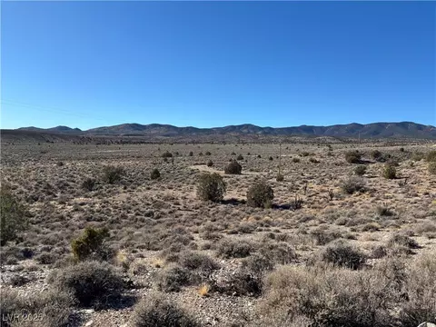 Mabel Trail, Caliente, NV 89008 photo 4
